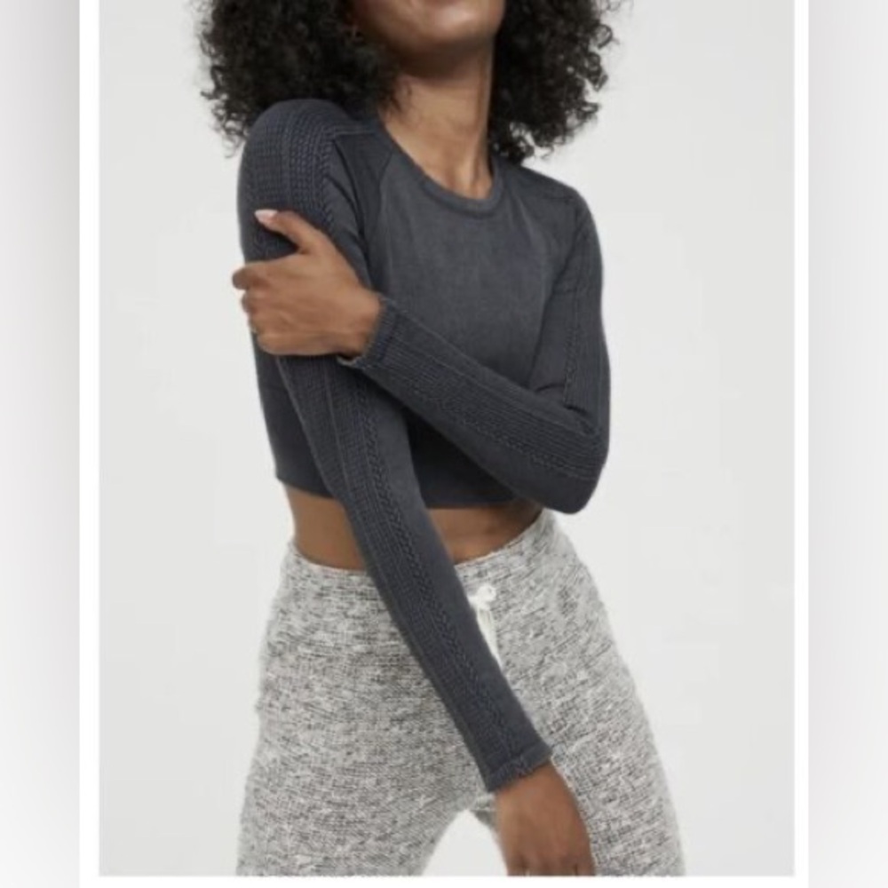 OFFLINE BY AERIE AERIE LONG SLEEVE SQUARE NECK RIBBED TOP